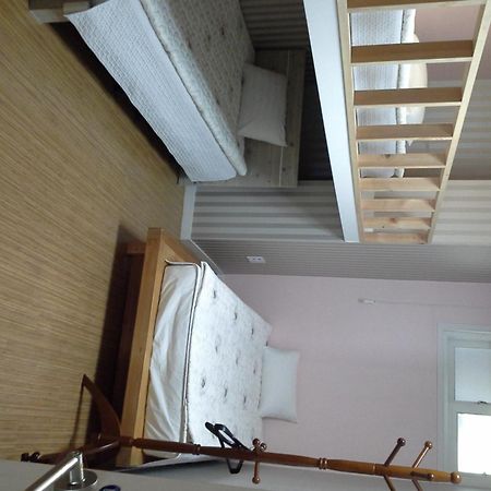 Mama Guesthouse Myeongdong Szöul Szoba fotó